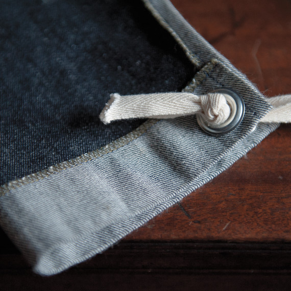 merchant-mills-apron-detail-0514.jpg