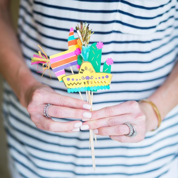cinco-de-mayo-table-stirrers-0416.jpg