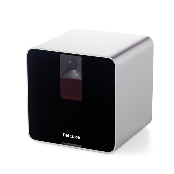 pet-cube-video-camera-018-d112407.jpg
