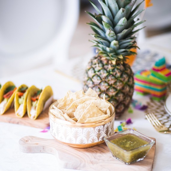 cinco-de-mayo-table-chips-dip-0416.jpg