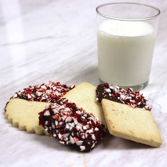 shortbread-peppermintchoc-milk-0915.jpg (skyword:188707)