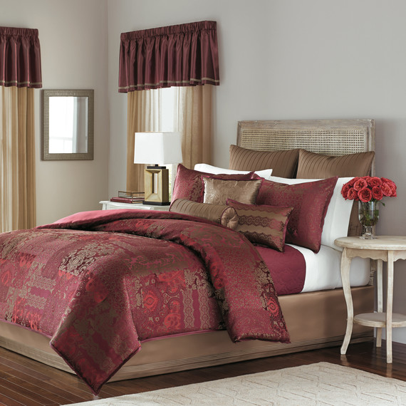 msmacys-bedrefresh-comforterset-0715.jpg