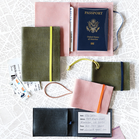 luggage-tags-passport-holder-023-d111051.jpg