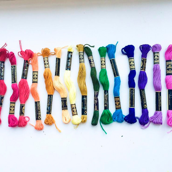 craft-bins-embroidery-thread-rainbow-0815.jpg