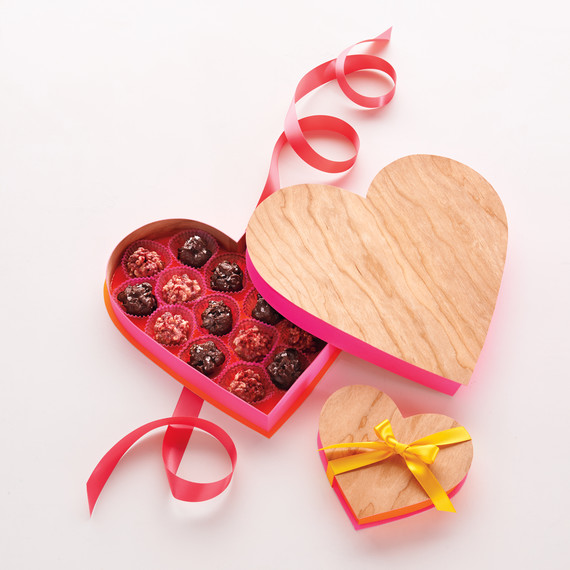 valentines-day-01-heart-boxes-0078-d111638.jpg