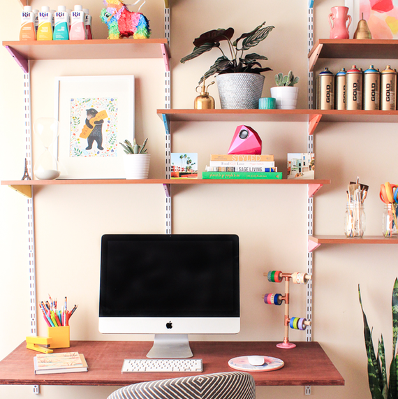 organized desk organized desk