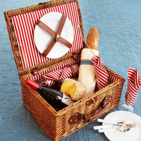msmacys-starspangledquilt-picnic-retail-0614.jpg