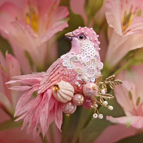 beaded birds by Julia Gorina beaded birds by Julia Gorina