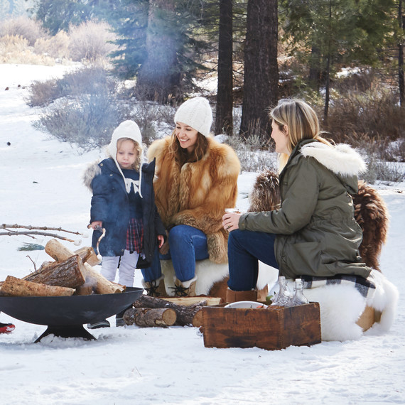 christmas-lake-tahoe-people-in-snow-2-6287-d111862.jpg