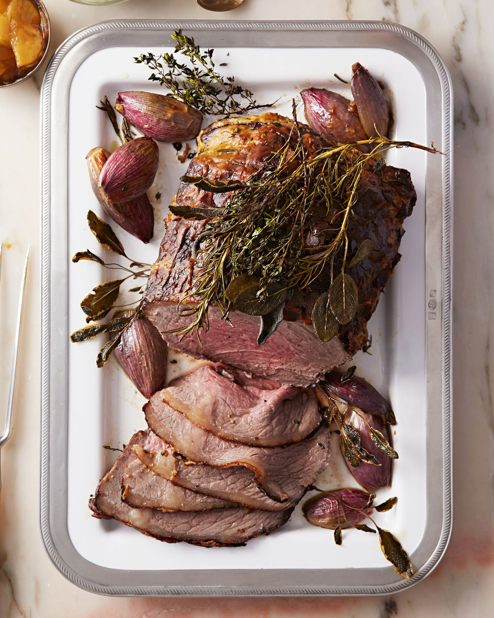 PEPPER CRUSTED BEEF TENDERLOIN MARTHA STEWART