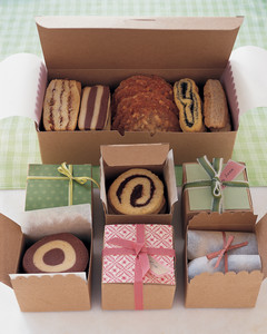 Packaging Valentine Cookies | Martha Stewart