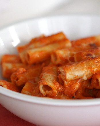 tuna casserole with macaroni pasta