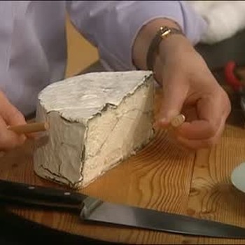 Video Building Your Own Wire Cheese Cutter Martha