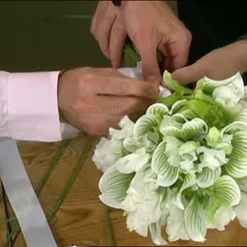 Flower Arrangement Ideas Martha A Sweet Pea Wedding Bouquet And Boutounieres