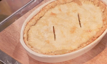 Video: Martha's Classic Chicken Pot Pie | Martha Stewart
