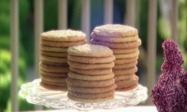 Video: Old-Fashioned Lemon Sugar Cookie | Martha Stewart