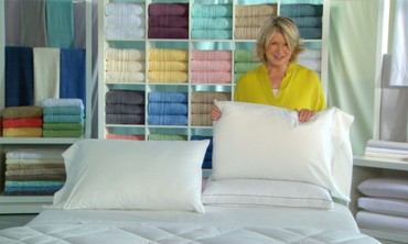Video How To Make The Most Comfortable Bed Martha Now Playing