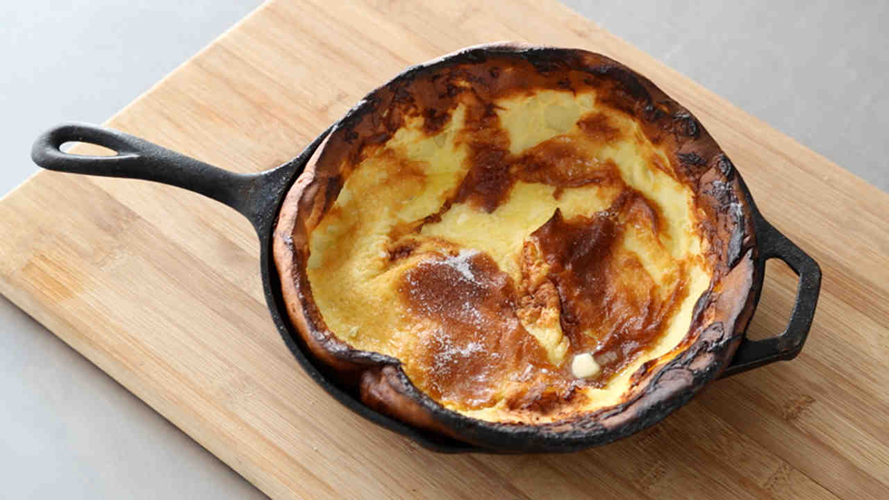 Dutch Baby Pancake Recipe   No Whisk Dutch Baby Pancake Horiz 