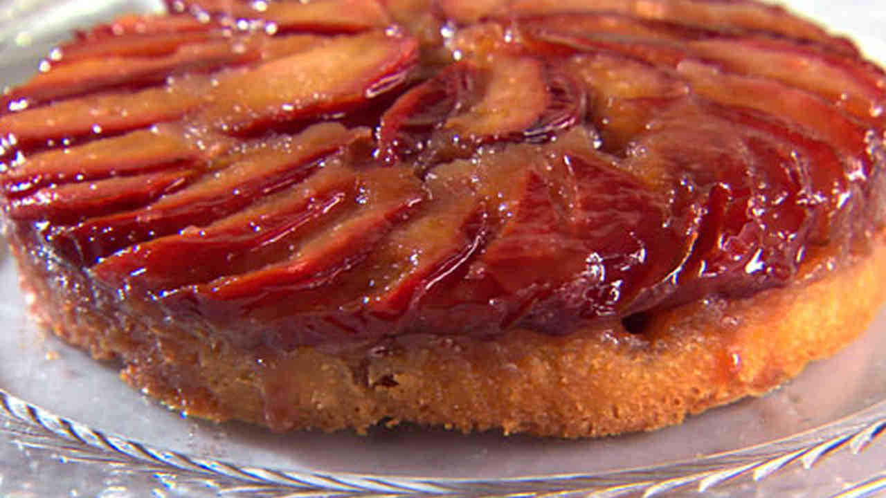 Rhubarb Upside Down Cake With Cake Mix And Cream Rhubarb Upside Down Cake With Cake Mix And Cream