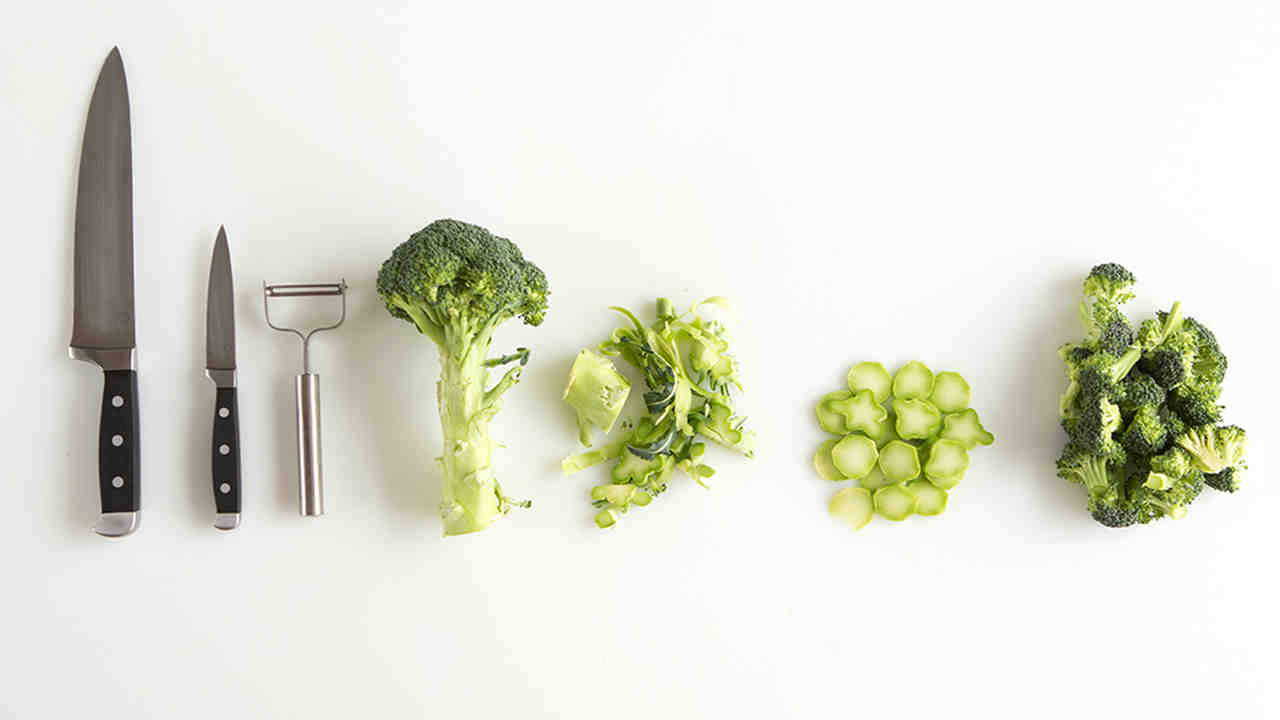 Video How To Cut Broccoli Into Florets Martha