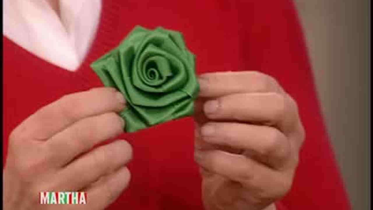 Video How To Make A Polyester Ribbon Rose Martha