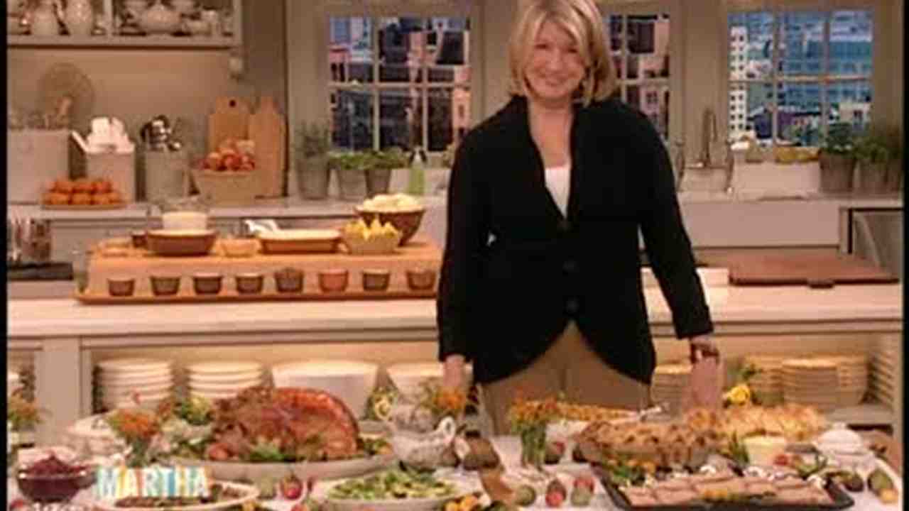 Video How To Set Up A Functional Buffet Table Martha Stewart