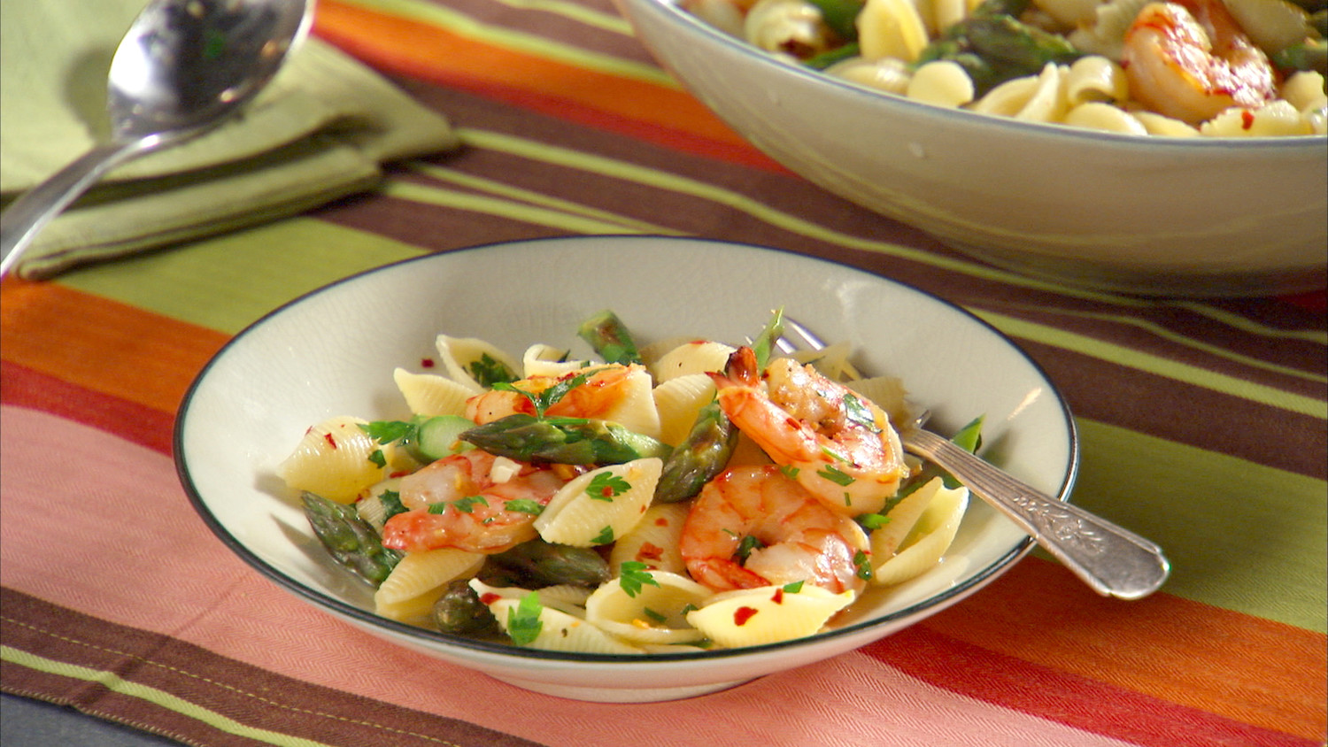 Shrimp Scampi with Asparagus Recipe & Video | Martha Stewart