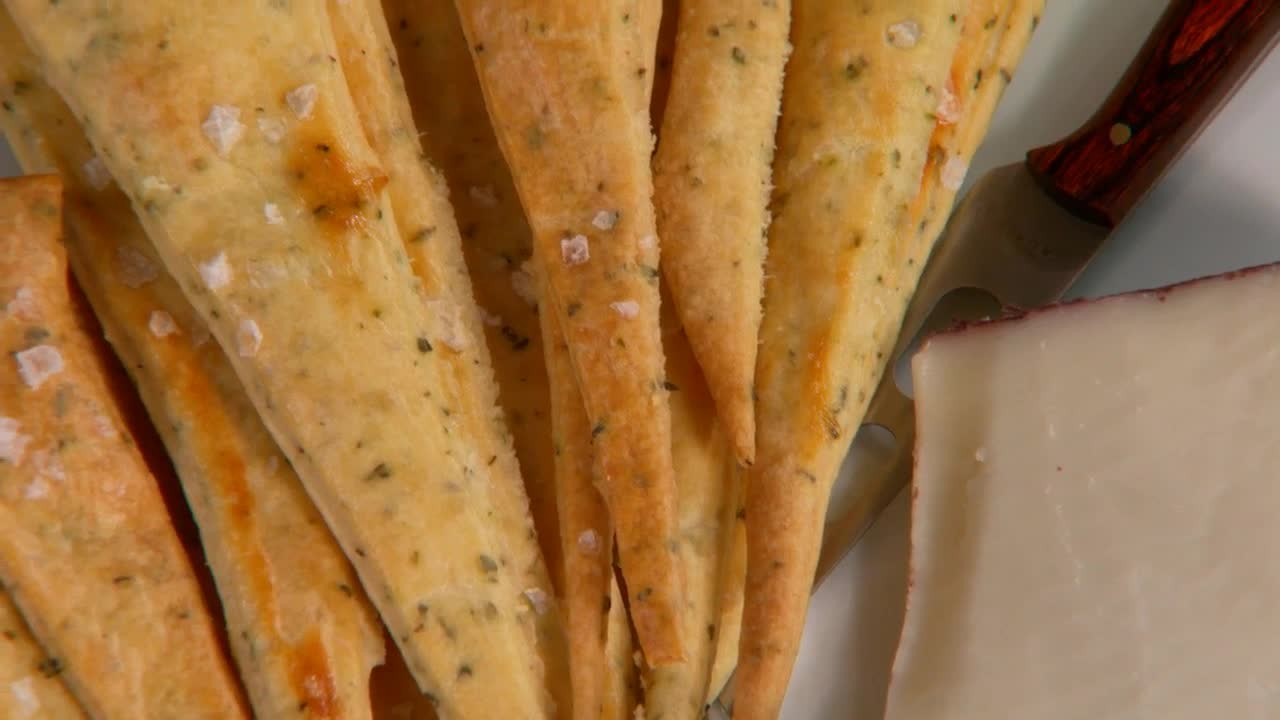 Video Thyme Crackers Martha Stewart