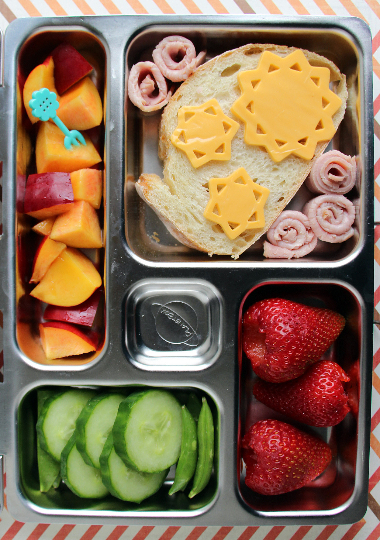 10 Sunny Spring Bento Boxes to Brighten Up Lunch Time | Martha Stewart