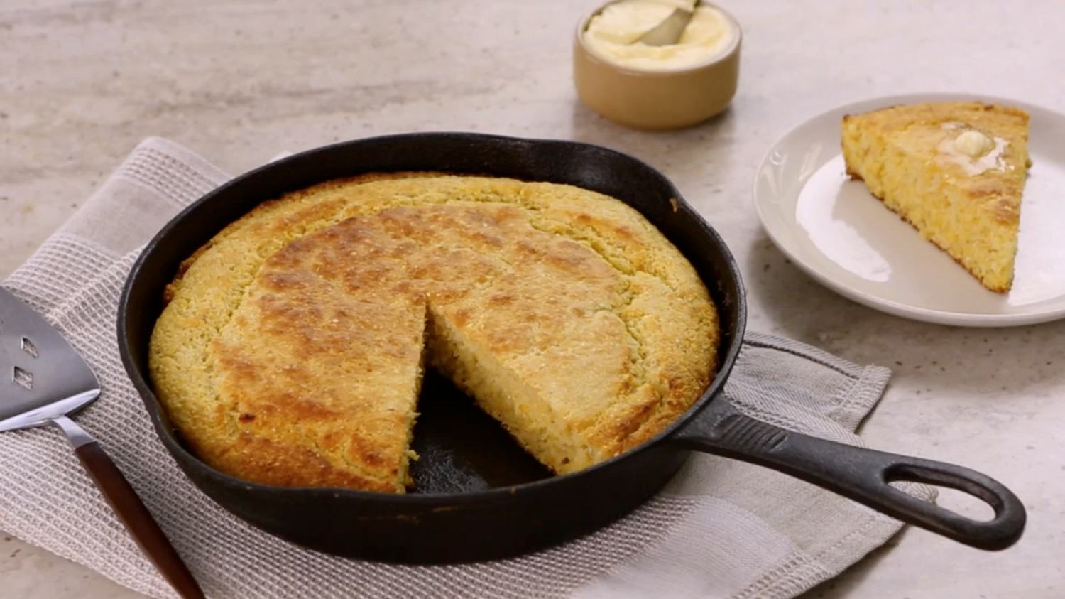 Video Skillet Cornbread Martha Stewart