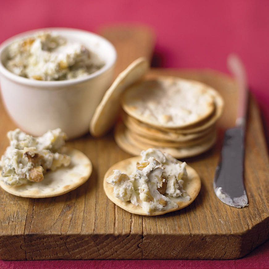 Blue Cheese and Walnut Spread