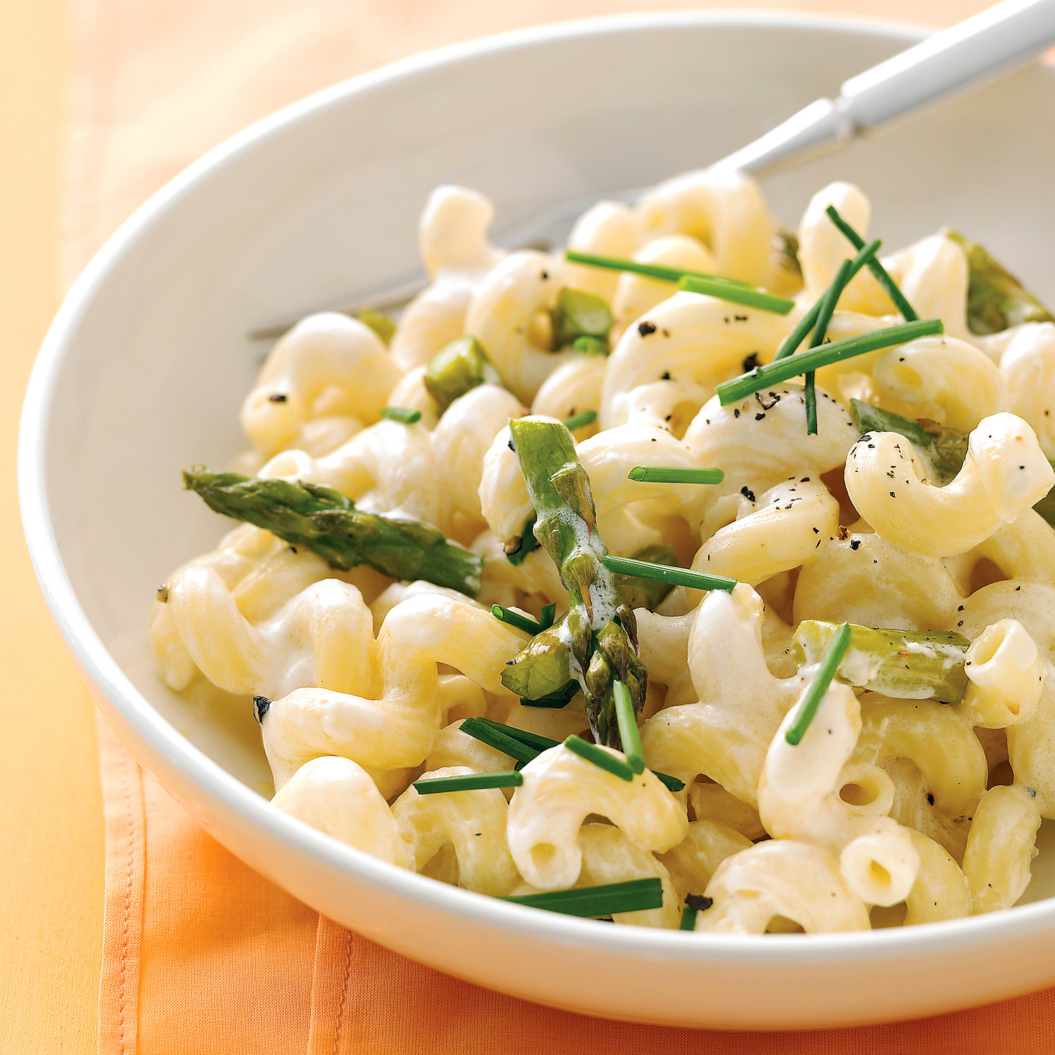 Pasta with Goat Cheese and Roasted Asparagus
