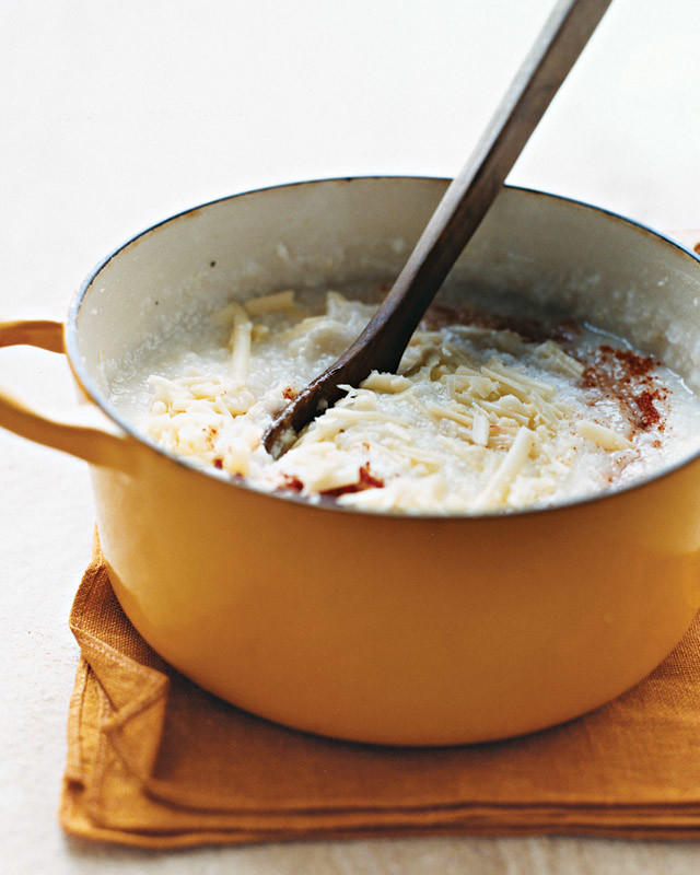 WhiteCheddar Grits