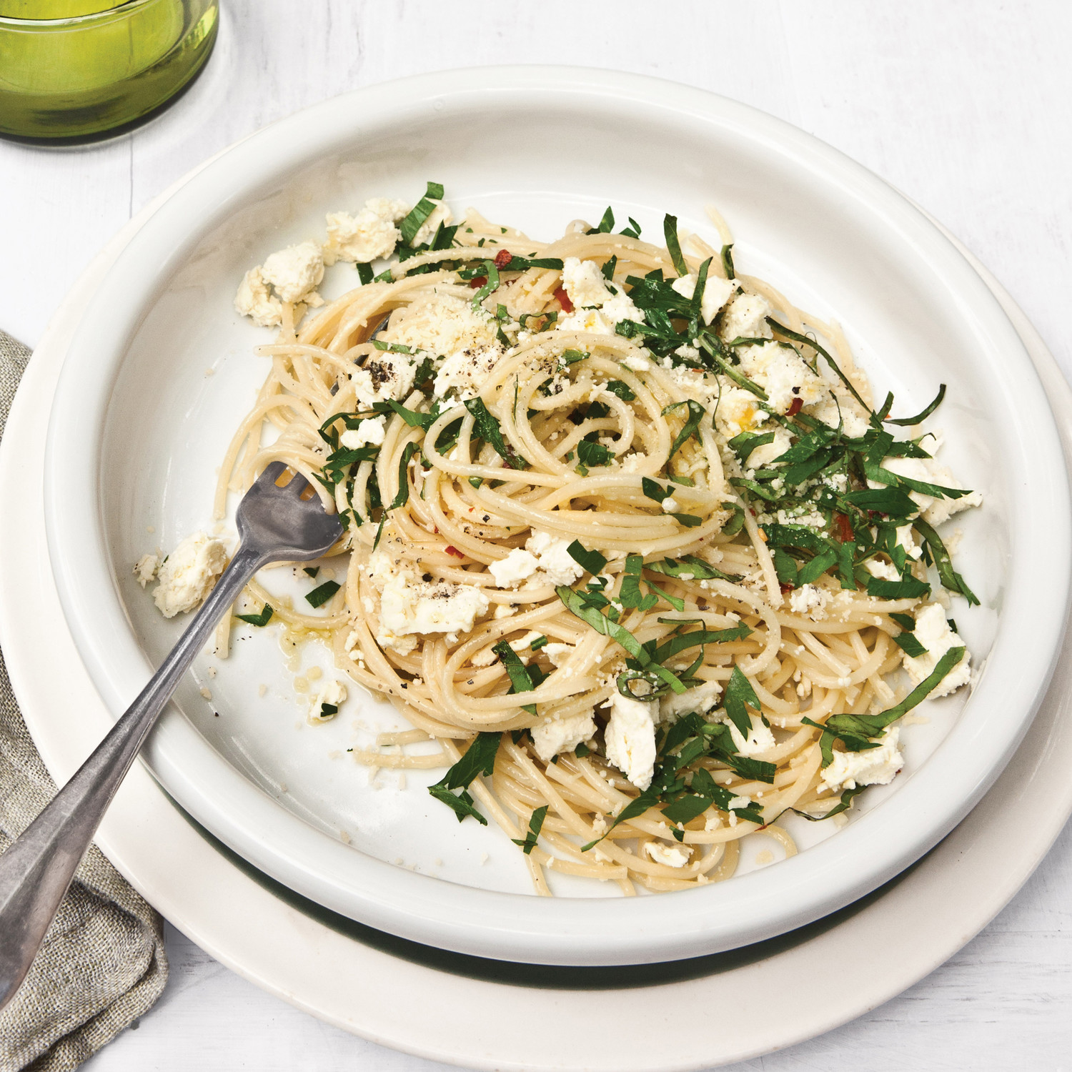Spaghetti with Basil and Parsley