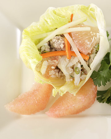 Minced Meat, Crab, and Grapefruit Vietnamese Salad