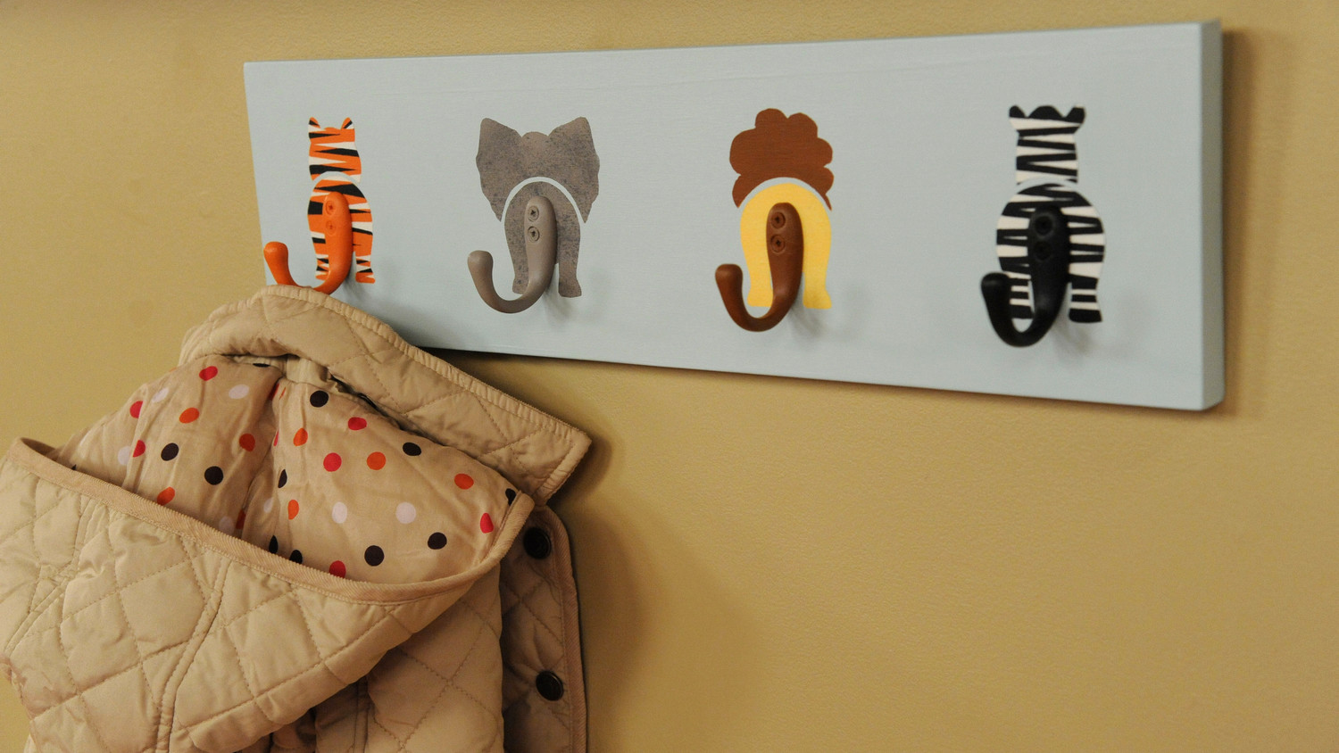 Animal Hooks & Video | Martha Stewart