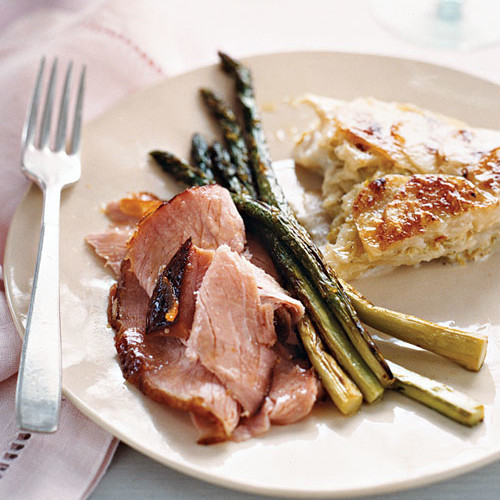 A Traditional (but Unfussy!) Easter Dinner That Celebrates Spring ...