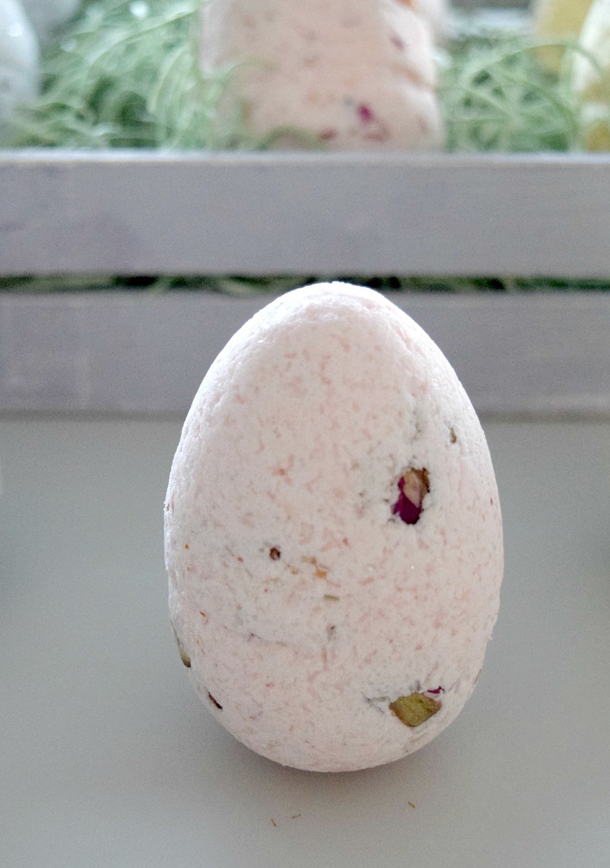 A DIY Easter Goody That Is the (Bath) Bomb | Martha Stewart