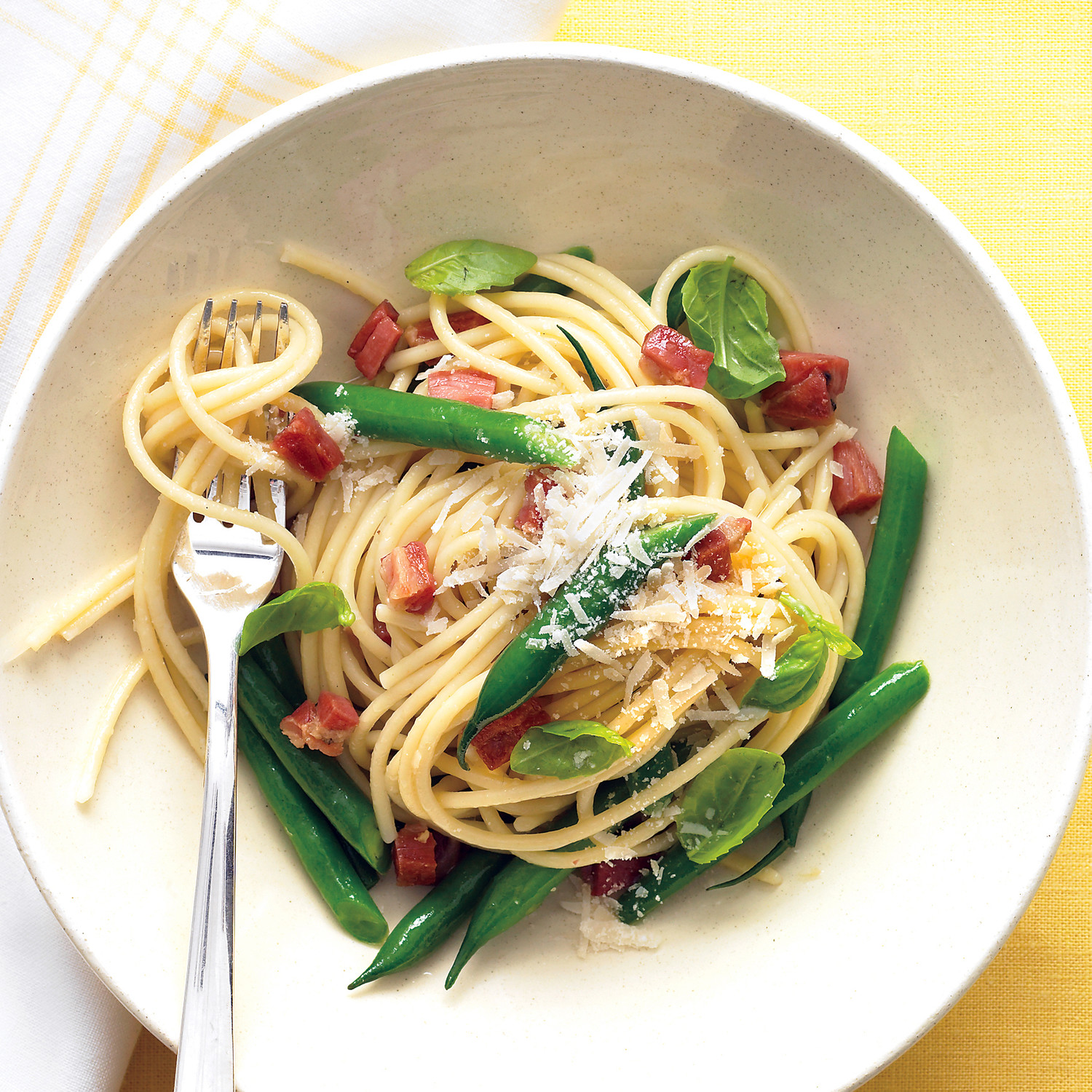Spaghetti with Pancetta, Green Beans, and Basil