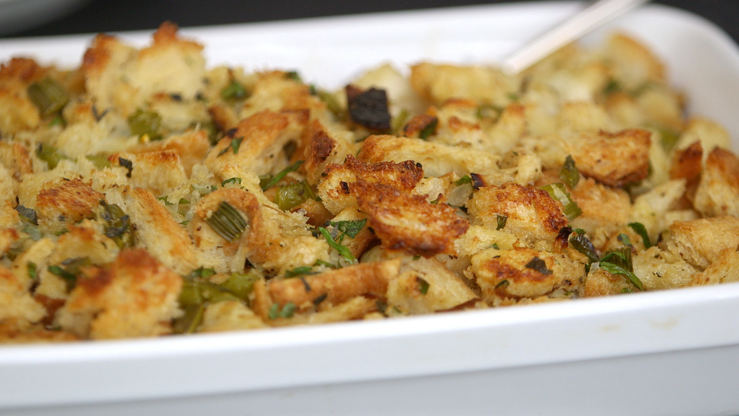 Video Watch How to Make the Perfect Bread and Sage Stuffing Martha