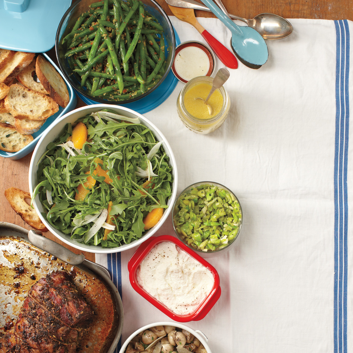 12 Crowd Pleasing Potluck Ideas For Work Martha Stewart