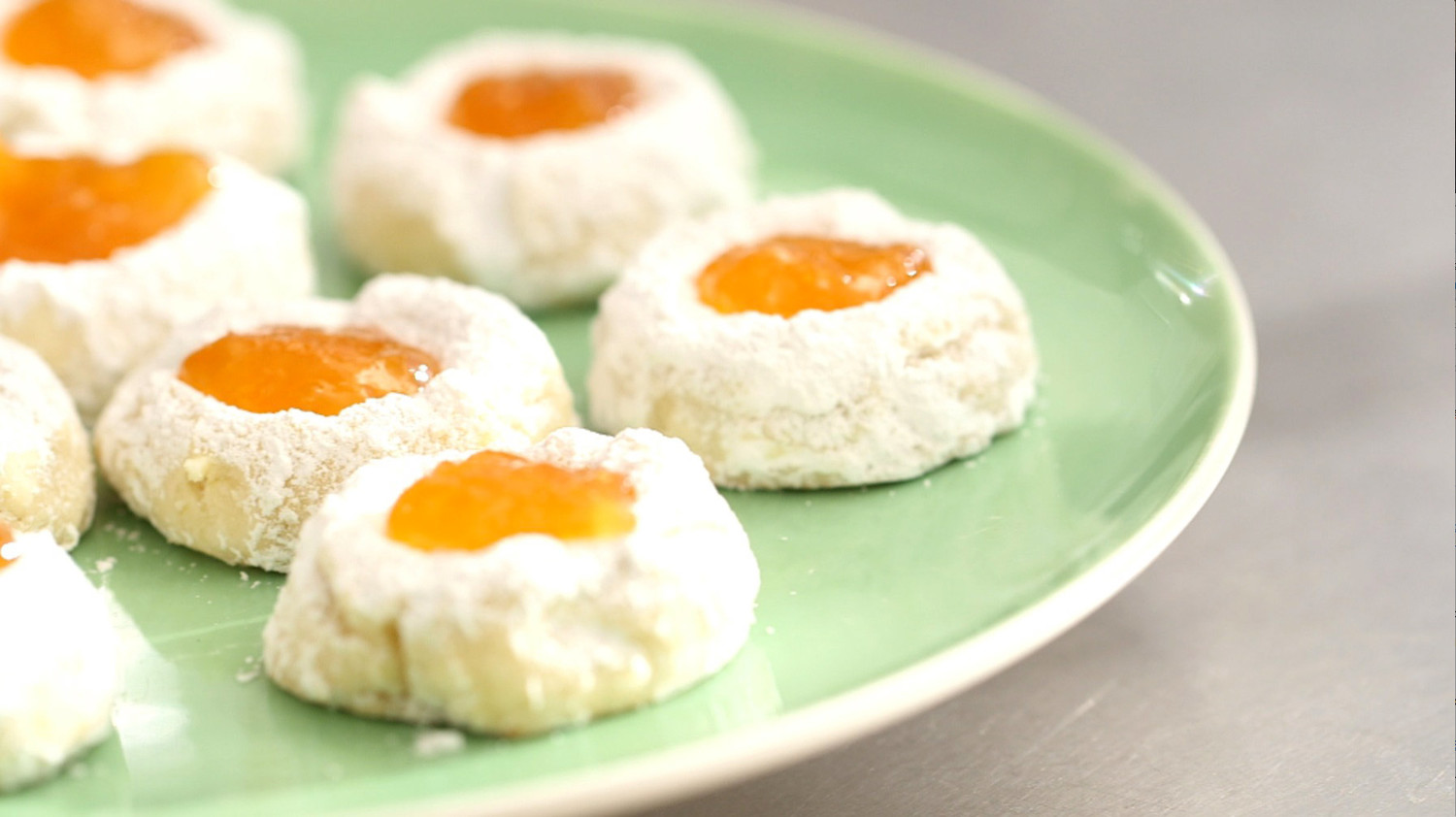 Video Citrus Thumbprint Cookies Martha Stewart 5739