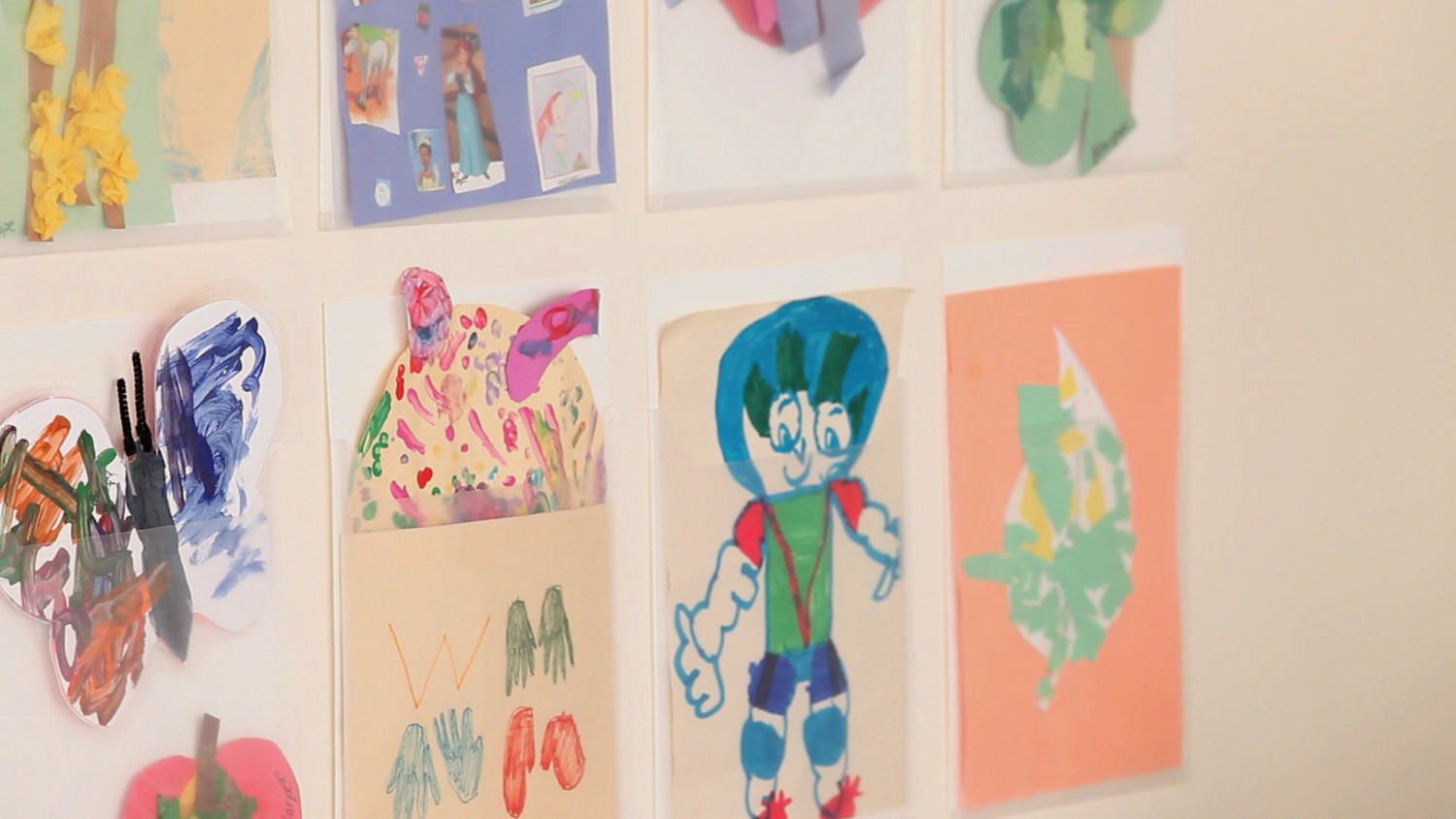 Crisp Martha Stewart Kids Art Display Image in HD Crisp Martha Stewart Kids Art Display Image in HD
