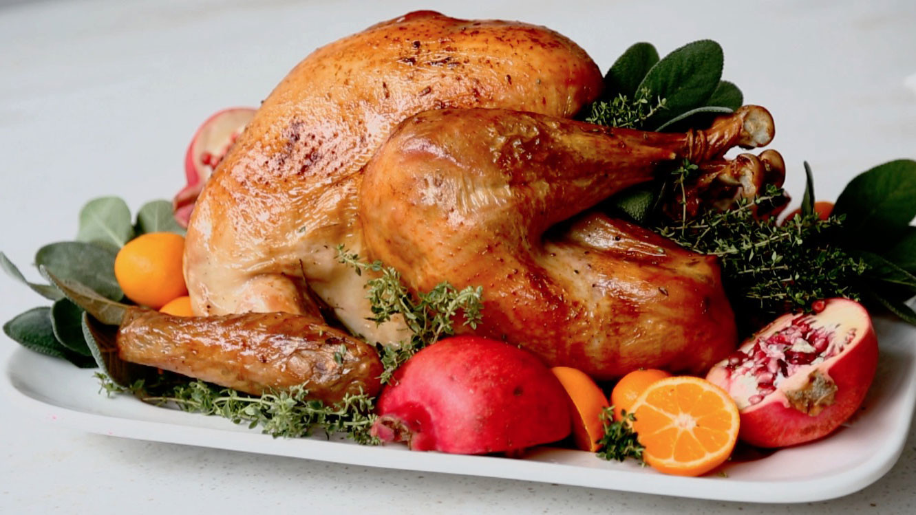 Video: Dry Brined Roasted Turkey | Martha Stewart