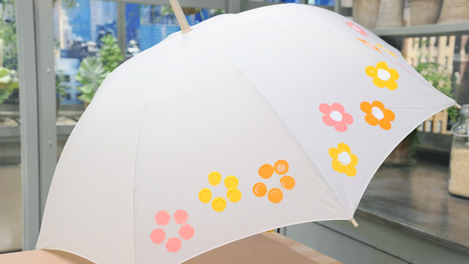 painting-your-old-umbrella-creatively-living-blog-patio-umbrellas