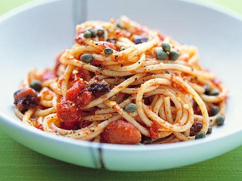 Resultado de imagen para spaghetti puttanesca