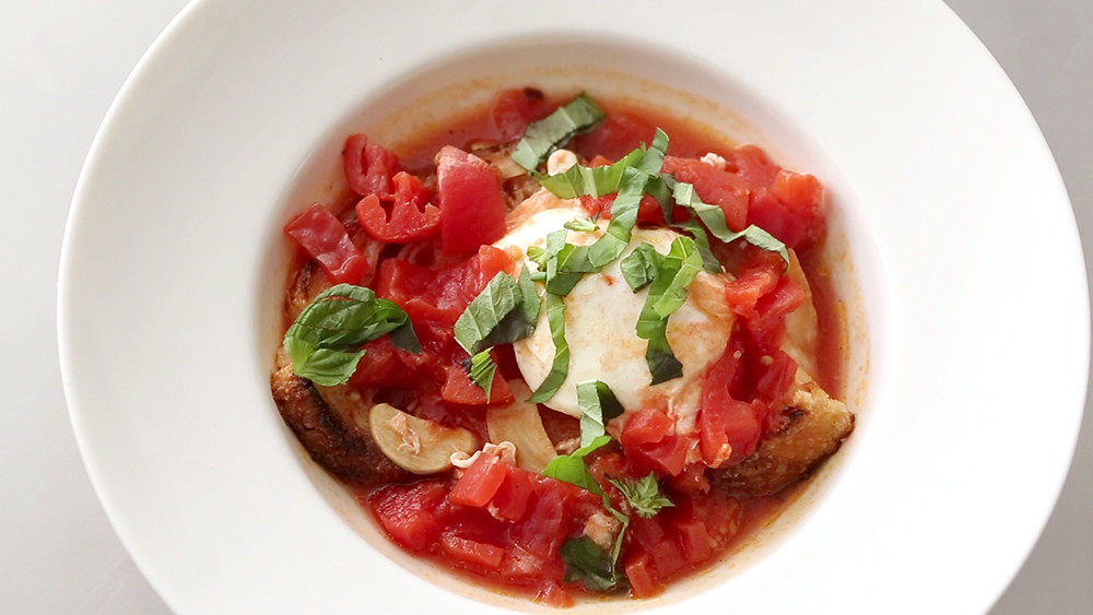 Video Quick and Easy Poached Eggs in Tomato Sauce Martha Stewart