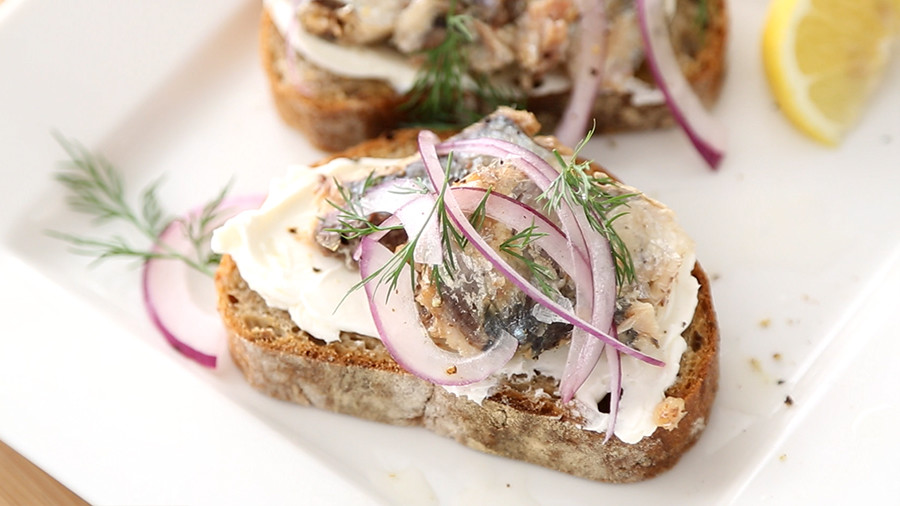 Video Heart Healthy Sardines on Rye Martha Stewart