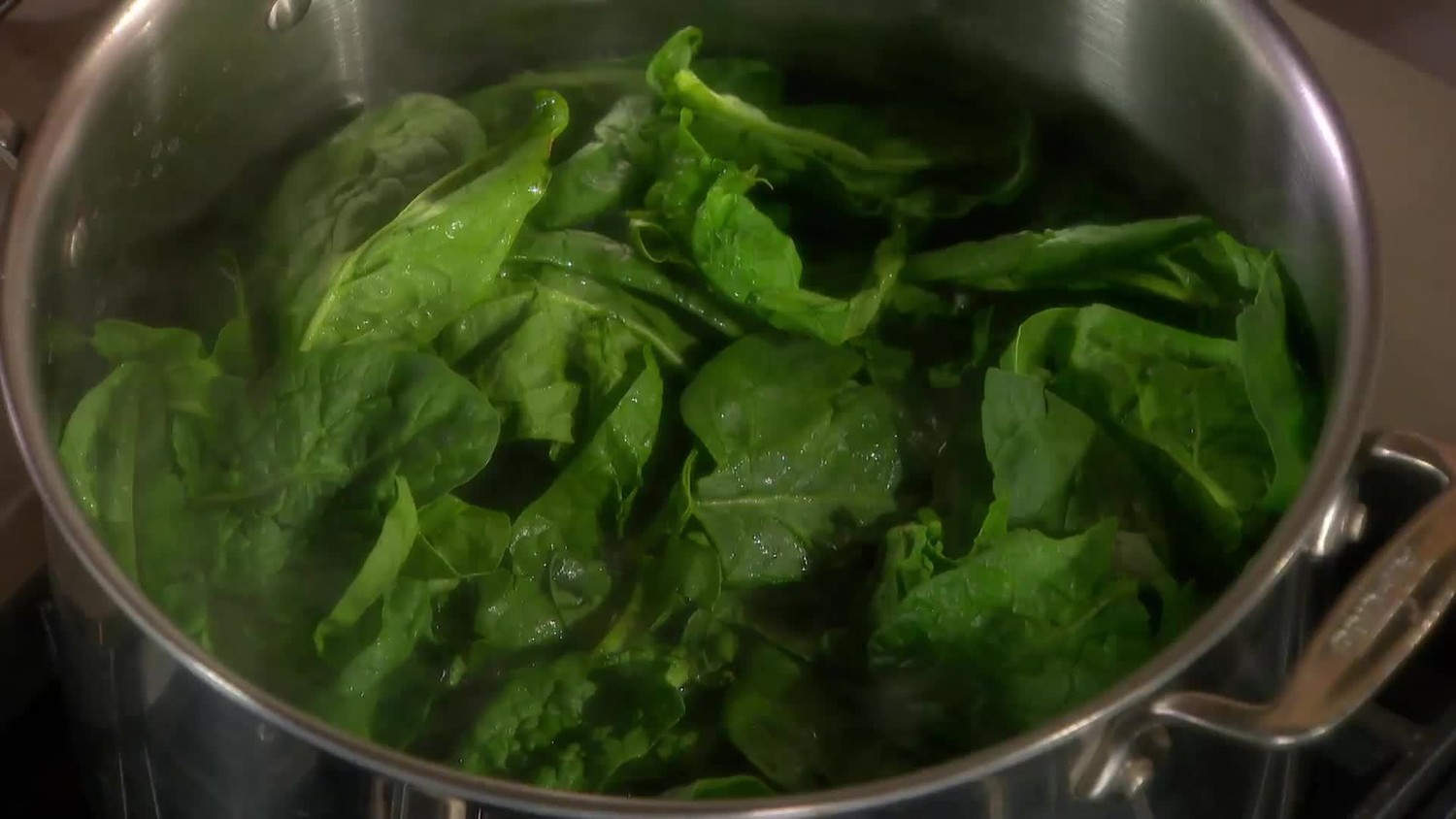 Video Blanching and Draining Spinach Martha Stewart