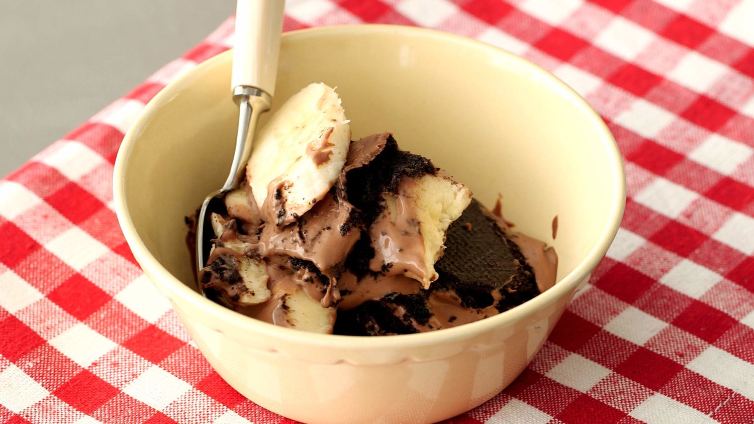 Video ChocolateBanana Pudding Recipe Martha Stewart